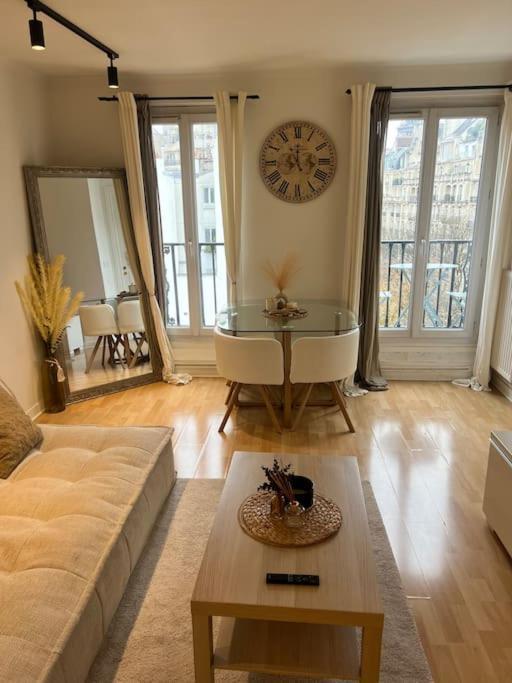 Appartement Paris Vue Tour Eiffel Trocadero Exterior photo