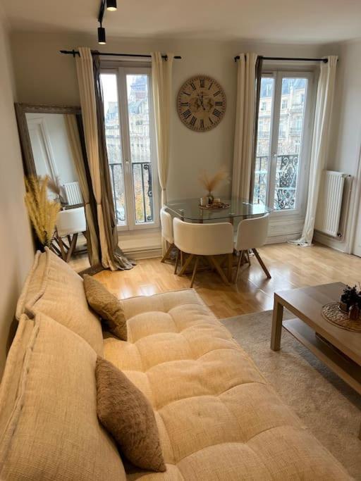 Appartement Paris Vue Tour Eiffel Trocadero Exterior photo